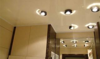 Натяжные потолки в туалете в Волгограде